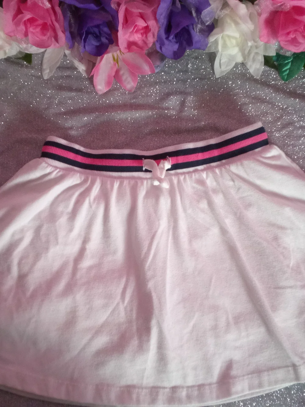 Old Navy White Skort with Navy & Pink Waistband