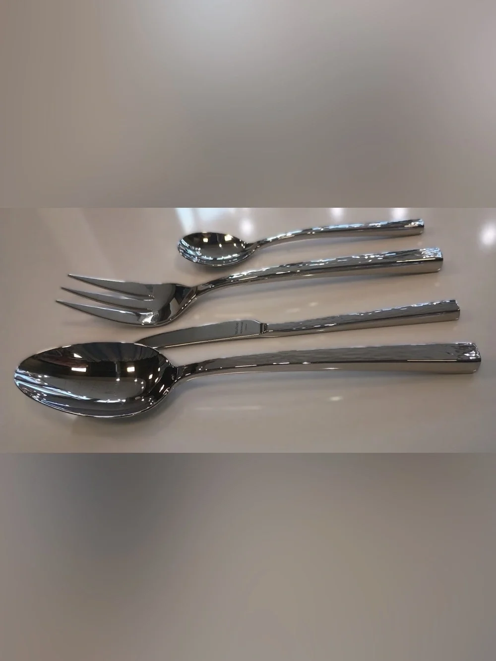 Wedgwood Vera Wang Hammered 4-piece Metal Hostess Set, NEW