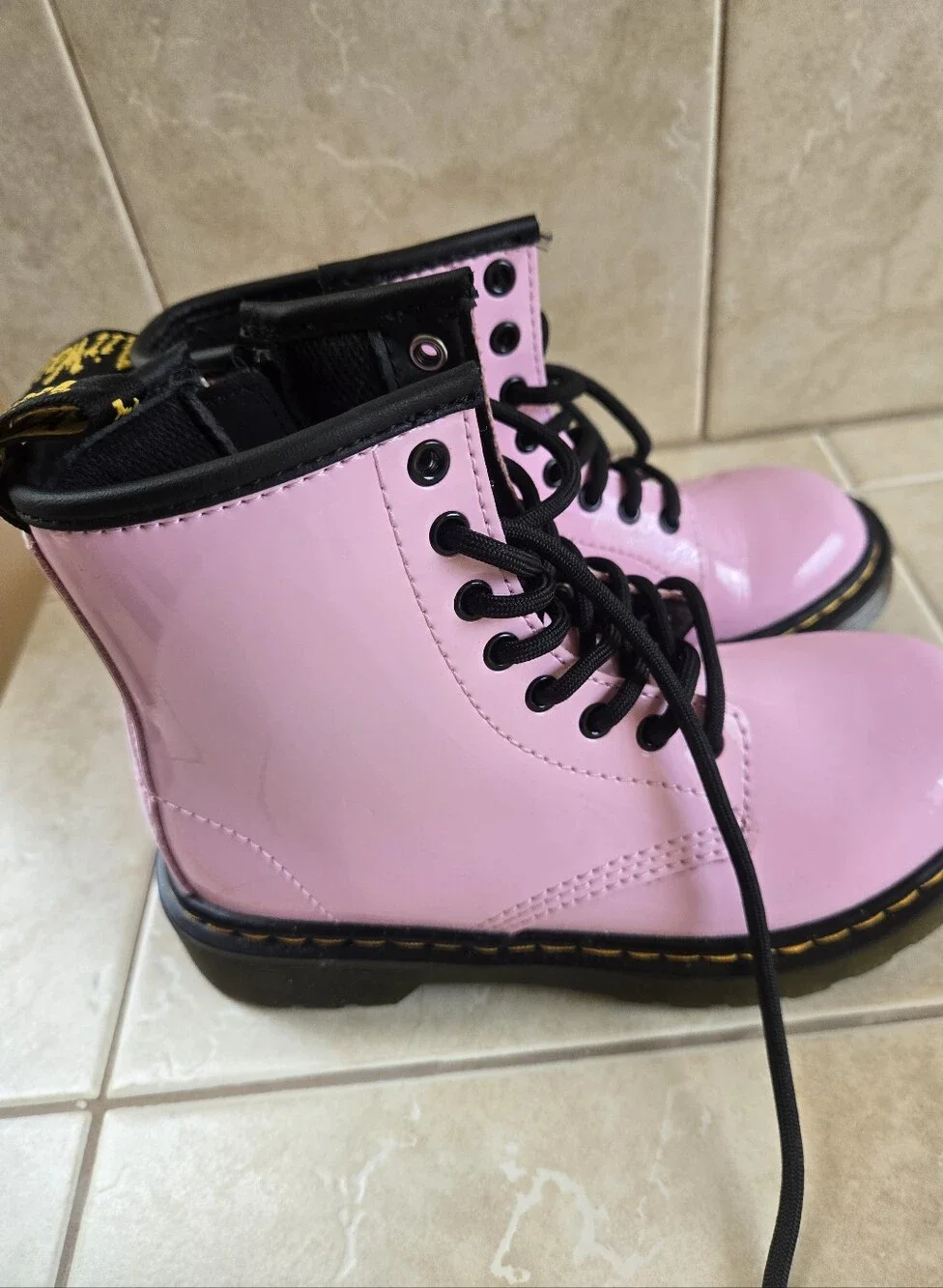 Dr. Martens stylish pink