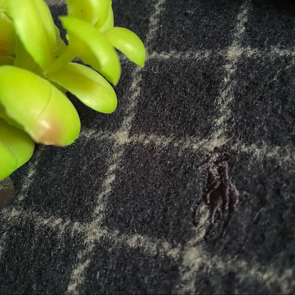 Polo Ralph Lauren 100% Lambs Wool Plaid Blue Fringe Scarf