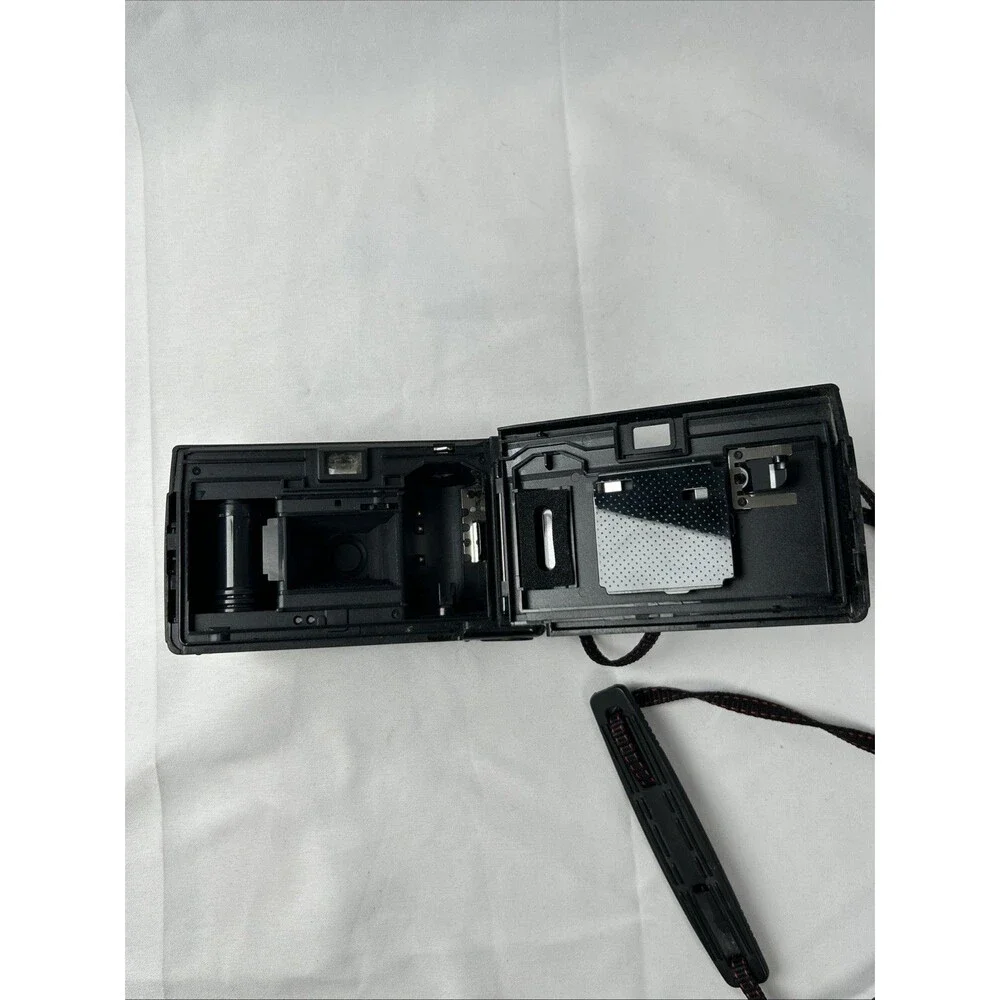 Nikon One Touch 200 35mm Film Camera 5 Zone Black