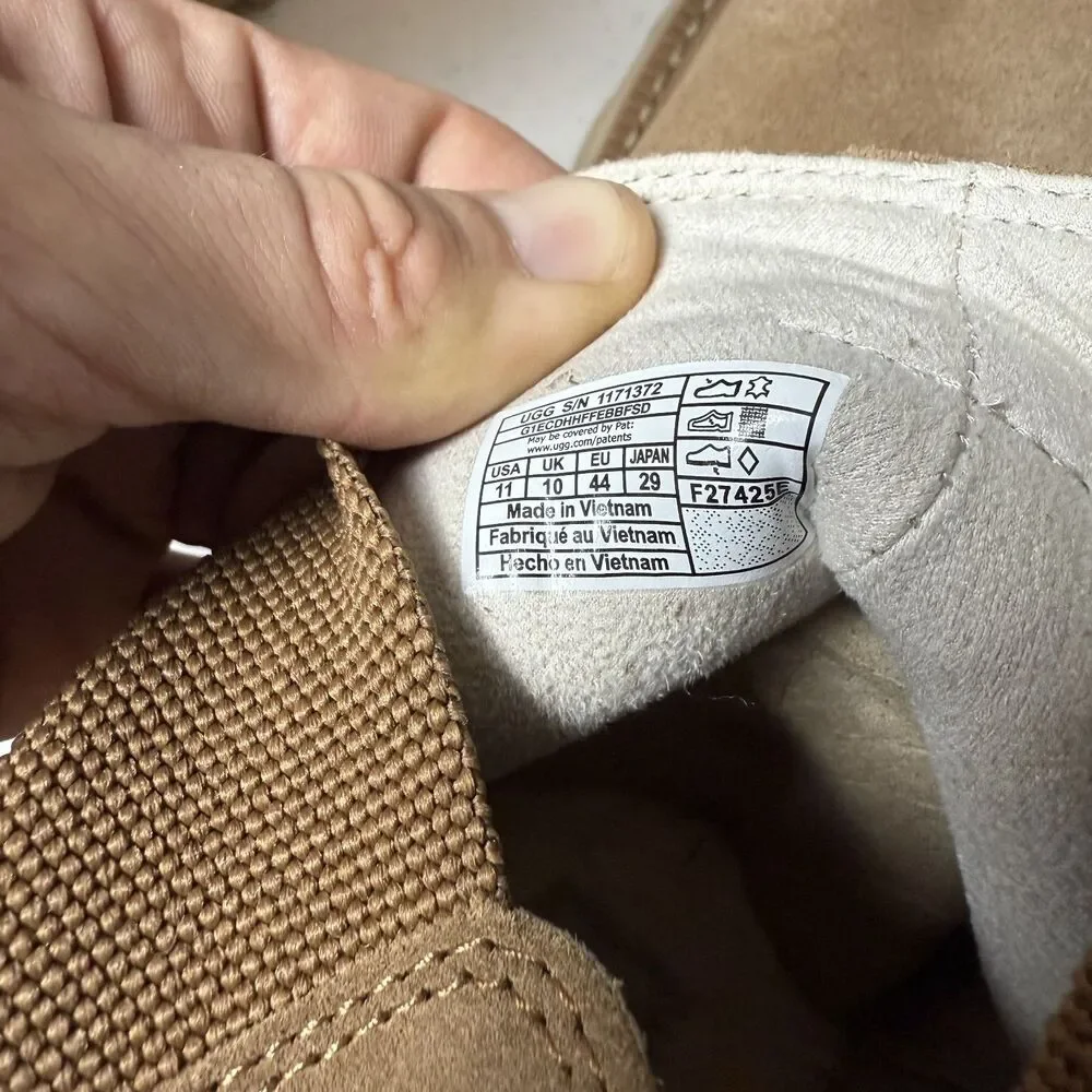 UGG chelsea lug