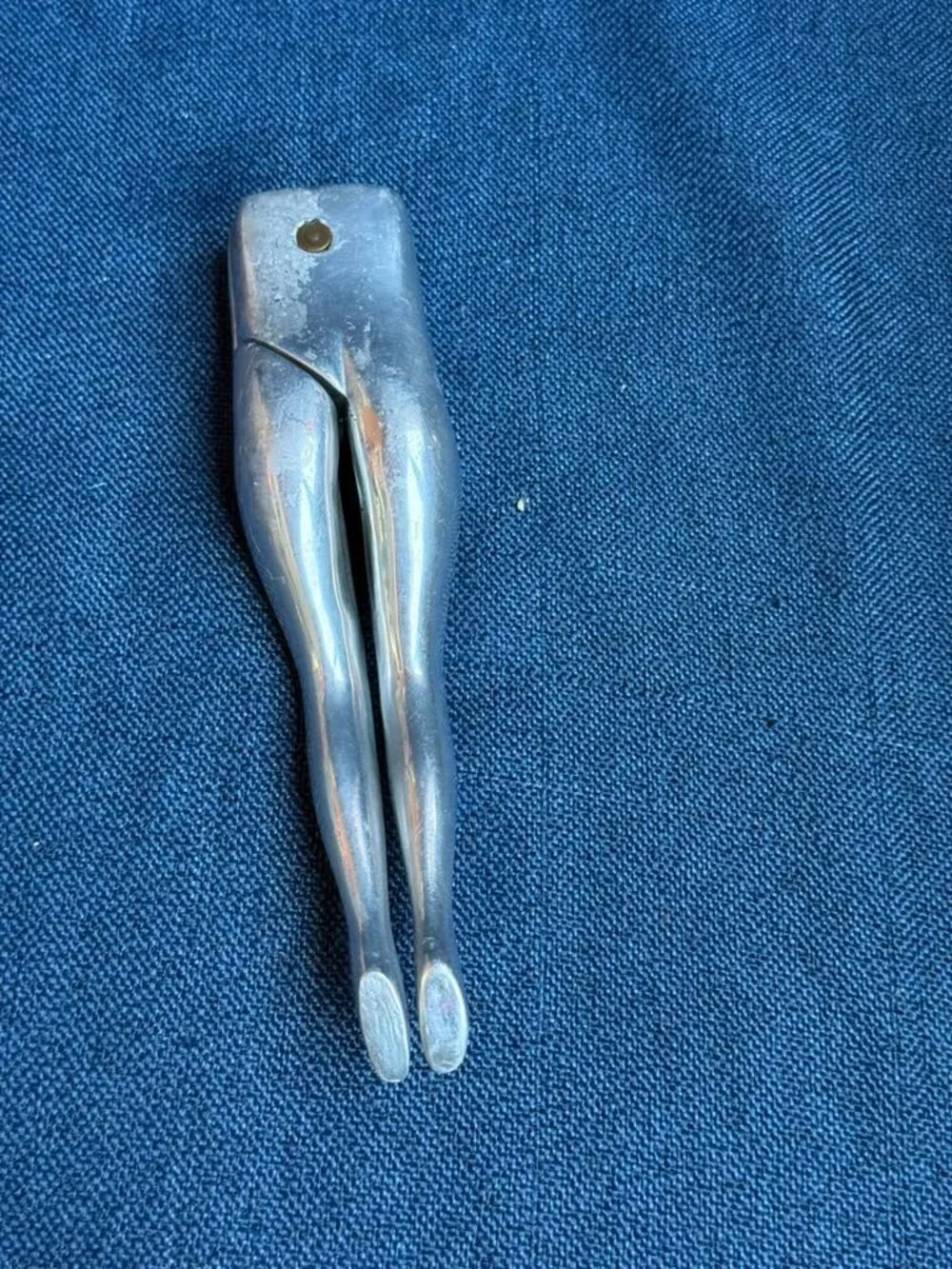 ▲ Vintage Mid Century Cast Aluminum Lady Legs Novelty Nutcracker Barware Kitchen