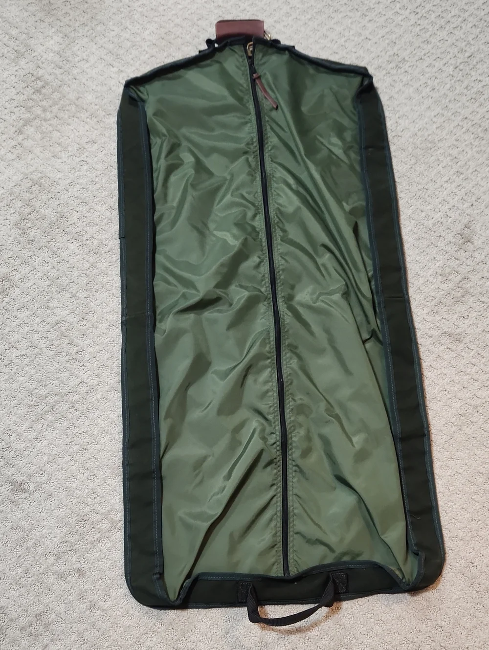 Orvis sturdy dark