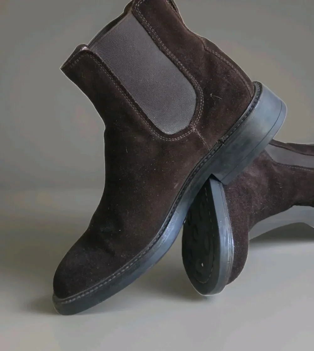 Tod's Men's 7.5 US /6.5 UK Shoes Chelsea Suede Boot
