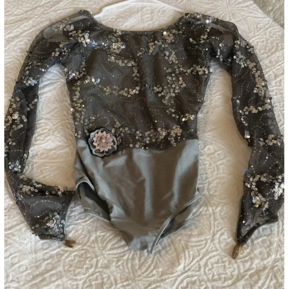 Pre-Owned Dance Costume Medium Child Gray Revolution RC18644 Jazz Lyrical Balle
