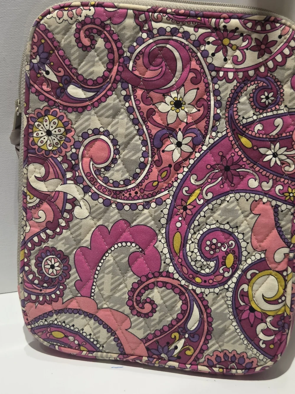 Vera Bradley Tablet iPad EReader Sleeve Paisley Meets Plaid Retired Pattern