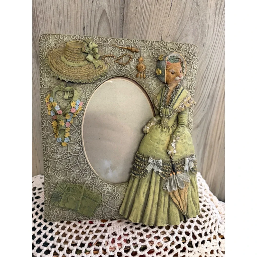 N/A vintage victorian