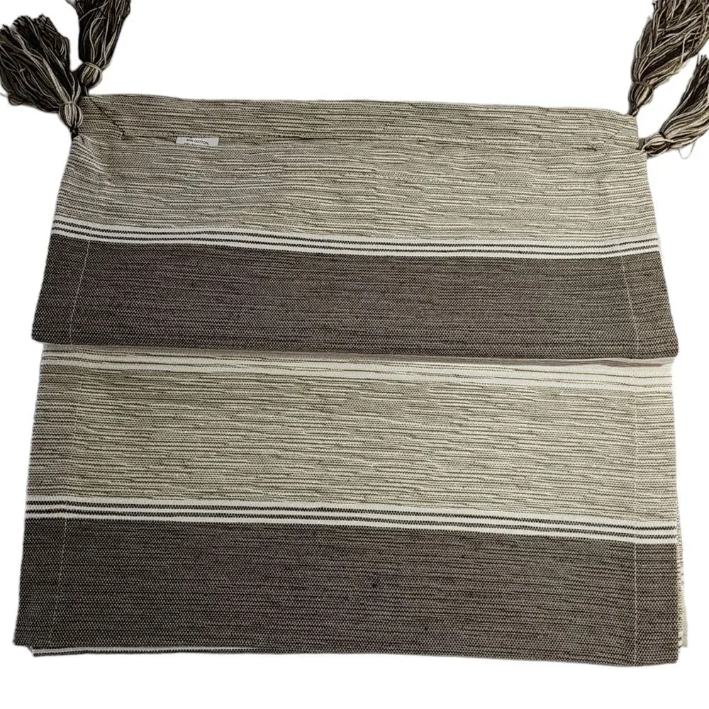 ARLEE table runner