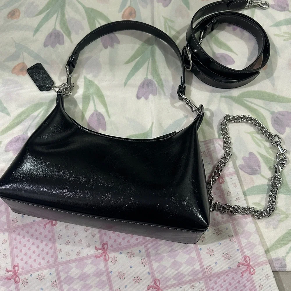 Coach brand color
