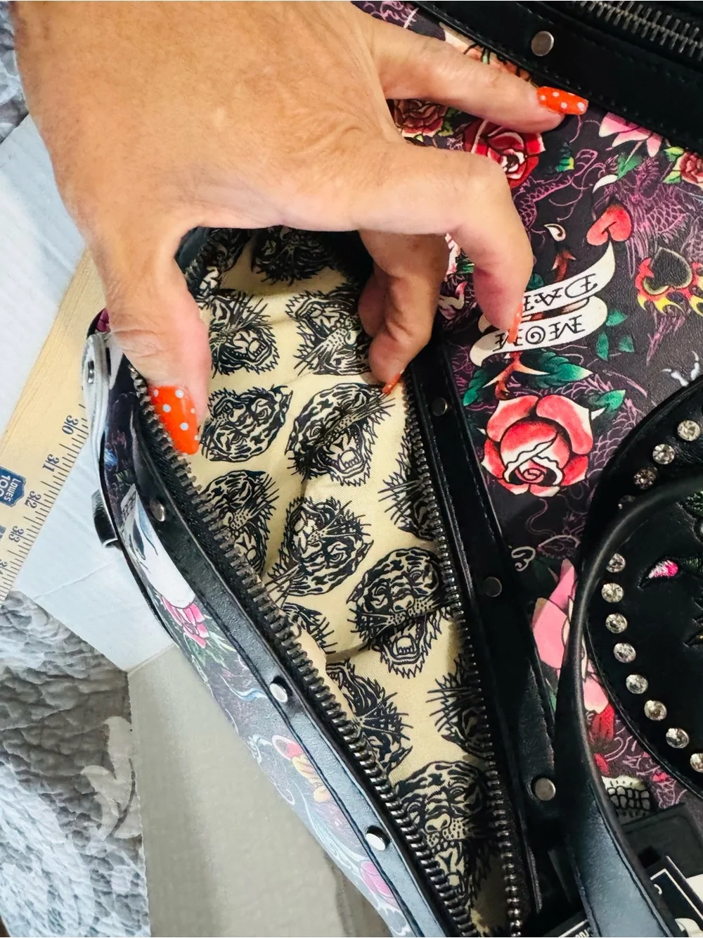 Ed Hardy ed hardy