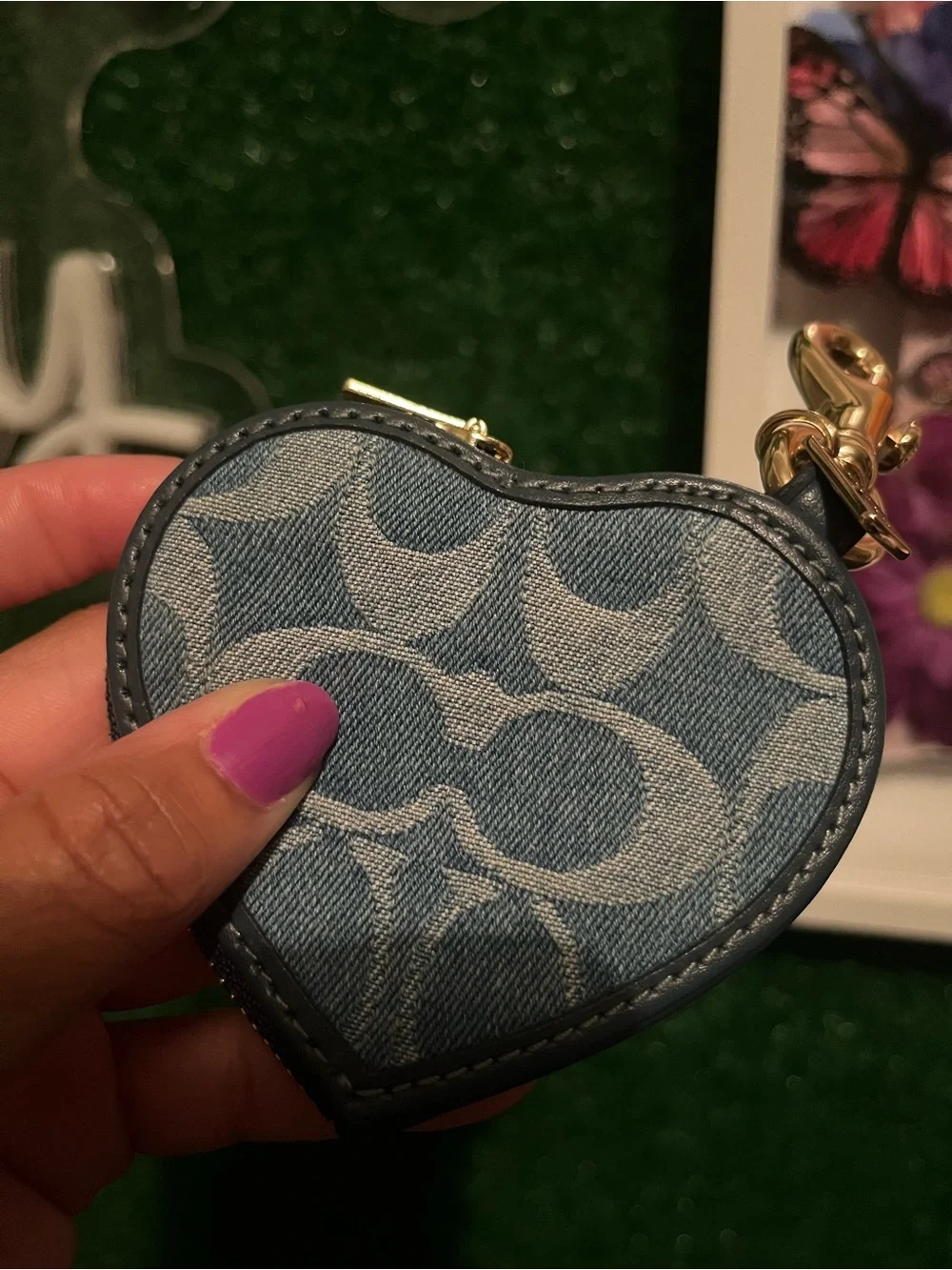 Coach sold out