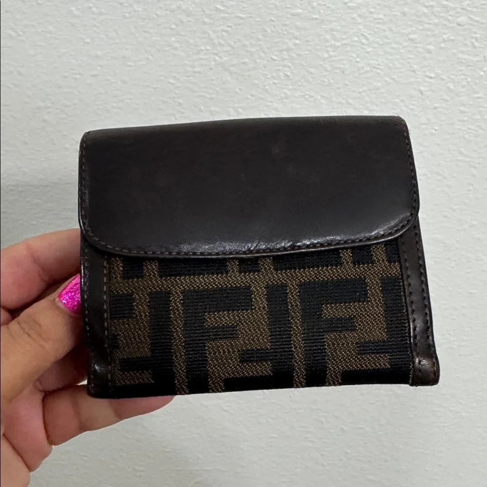 Fendi Vintage Wallet Good To Fair