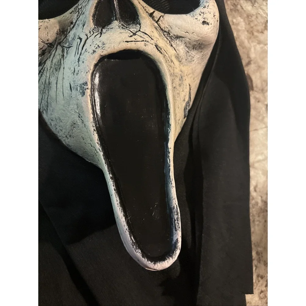 Easter Unlimited‎ Scream Aged Ghost Face Mask Horror Halloween Fun World GUC