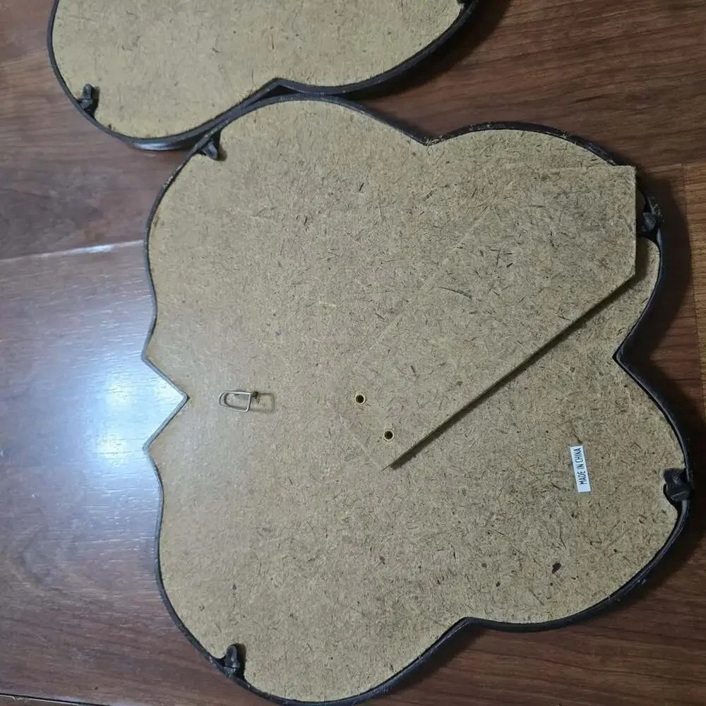 Unbranded base raised