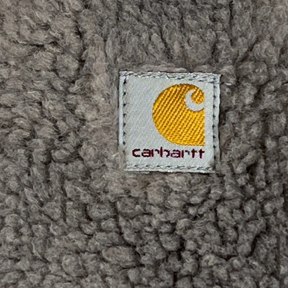 Carhartt mitten brown