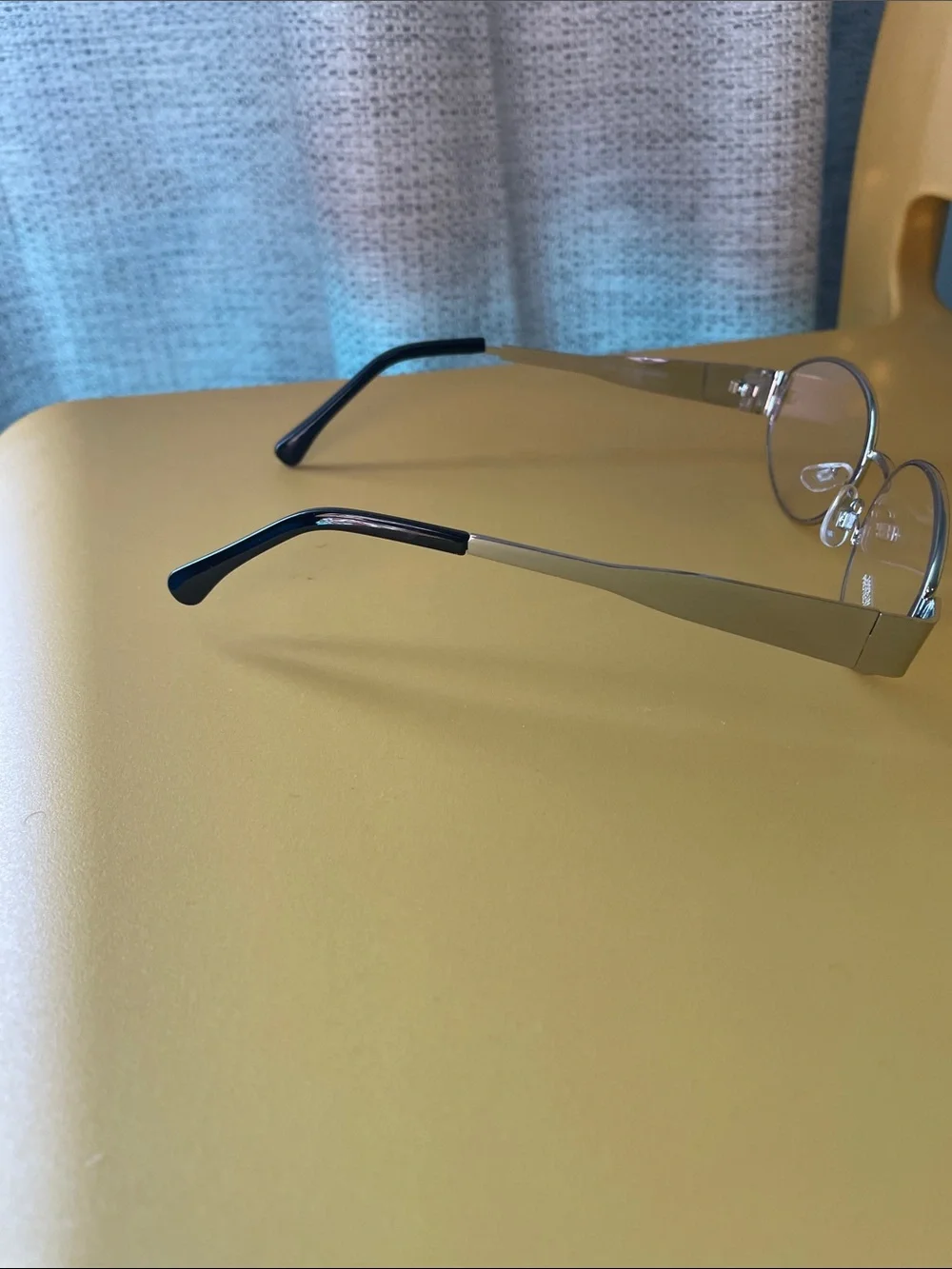 Silver Oval Men's unisex  Sunglasses - Unbranded NWOT