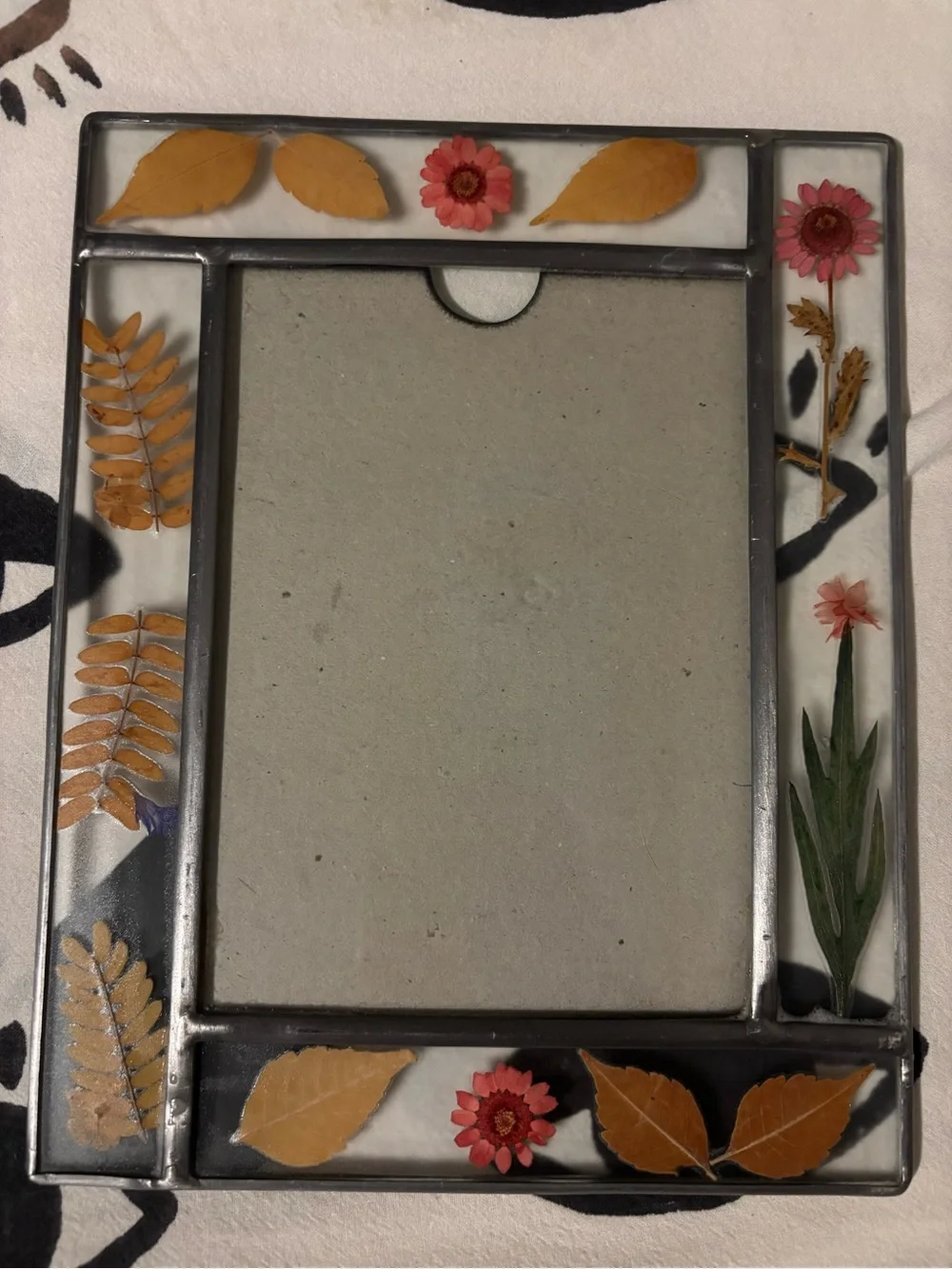 VTG Set of two Carr frames pressed flowers 8x10