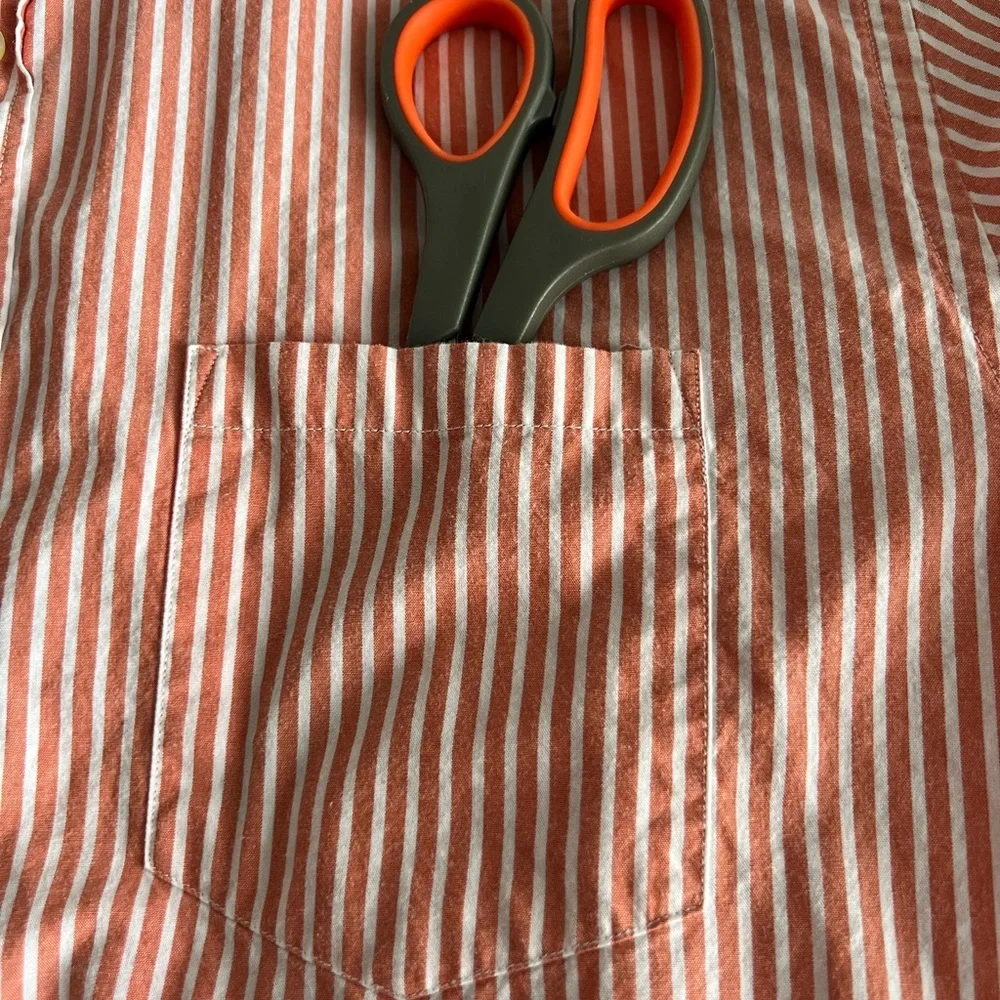 J.CREW Men’s Button Down Shirt Orange White Striped Long Sleeve Cotton Size M