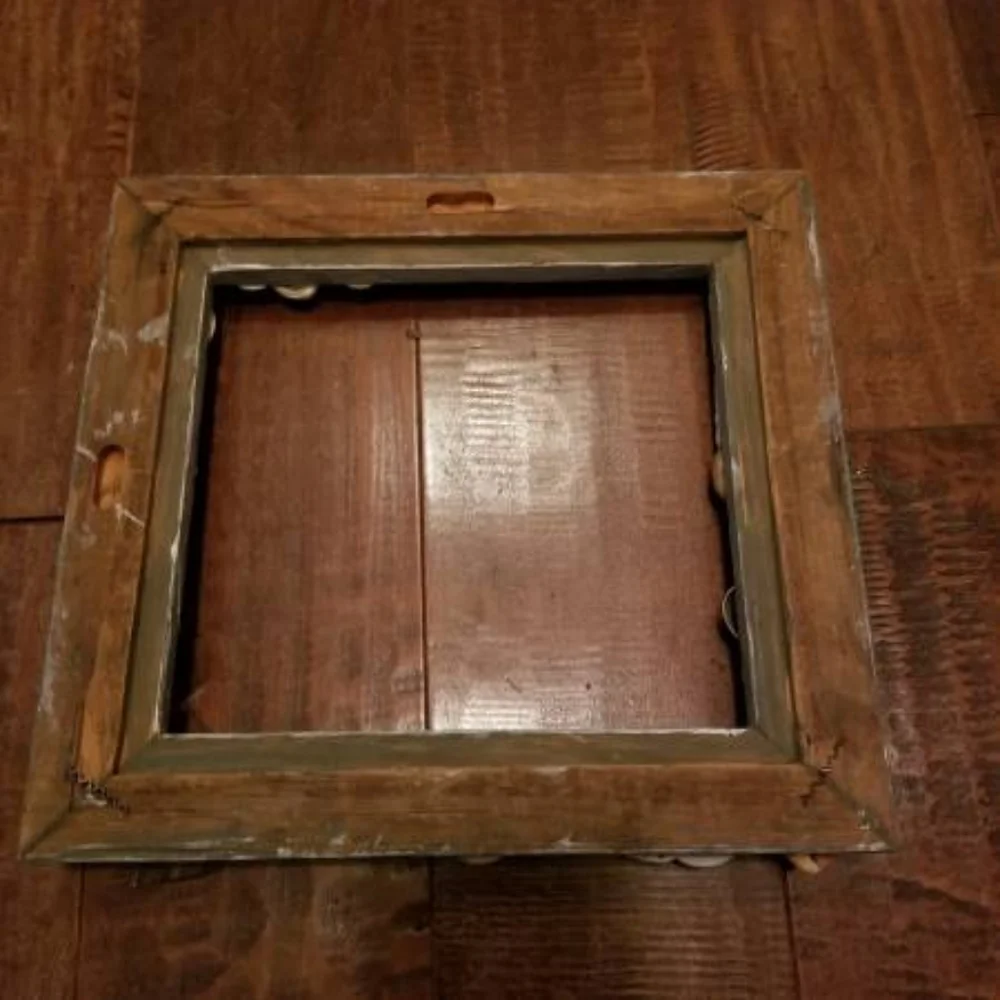 N/A weathered hanger vertically