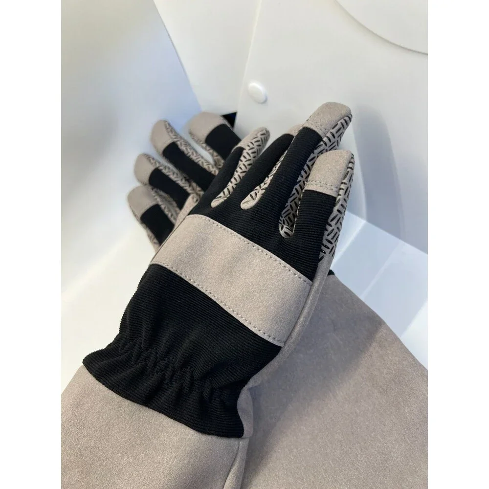pair of PetFusion Unisex Multi-purpose Pet Glove grooming gloves size medium