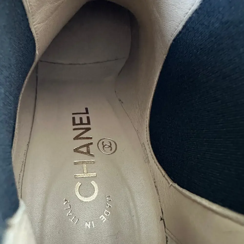 CHANEL Black Suede Gold Logo Chelsea Heel Ankle Boots IT 39.5