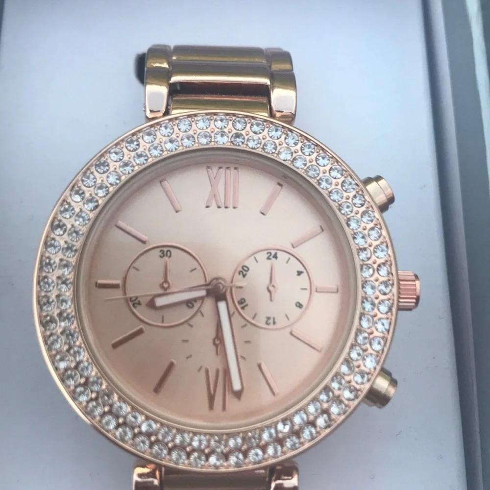 TIME AND TRUE WOMAN GOLDEN CUFF WATCH BANGLE QUARTZ ACCURACY