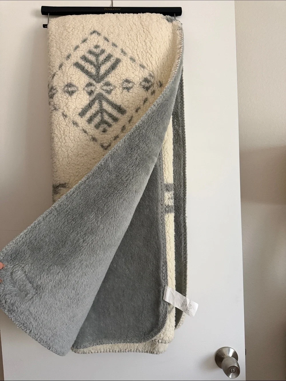 Pendleton still hanger
