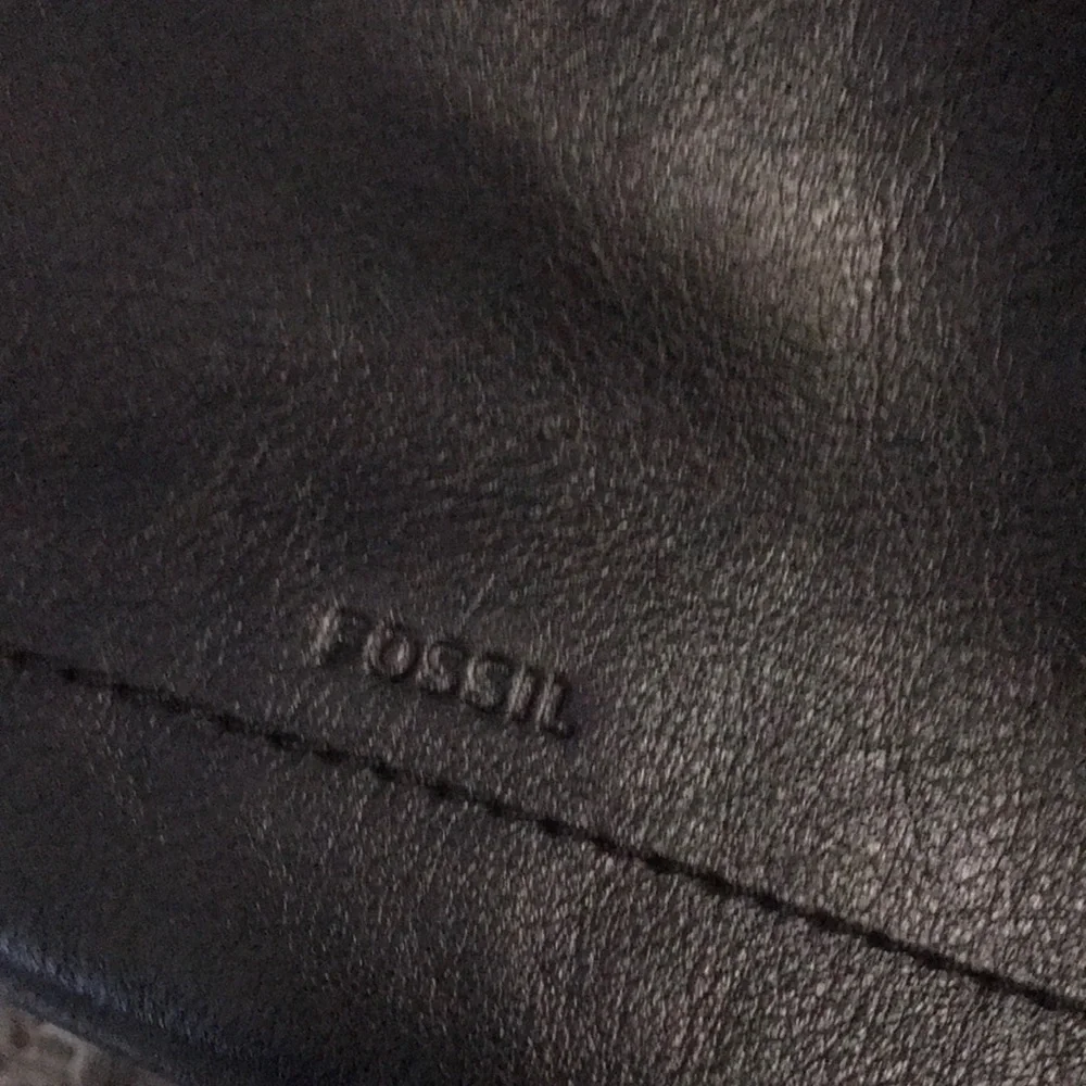 Fossil questions leave