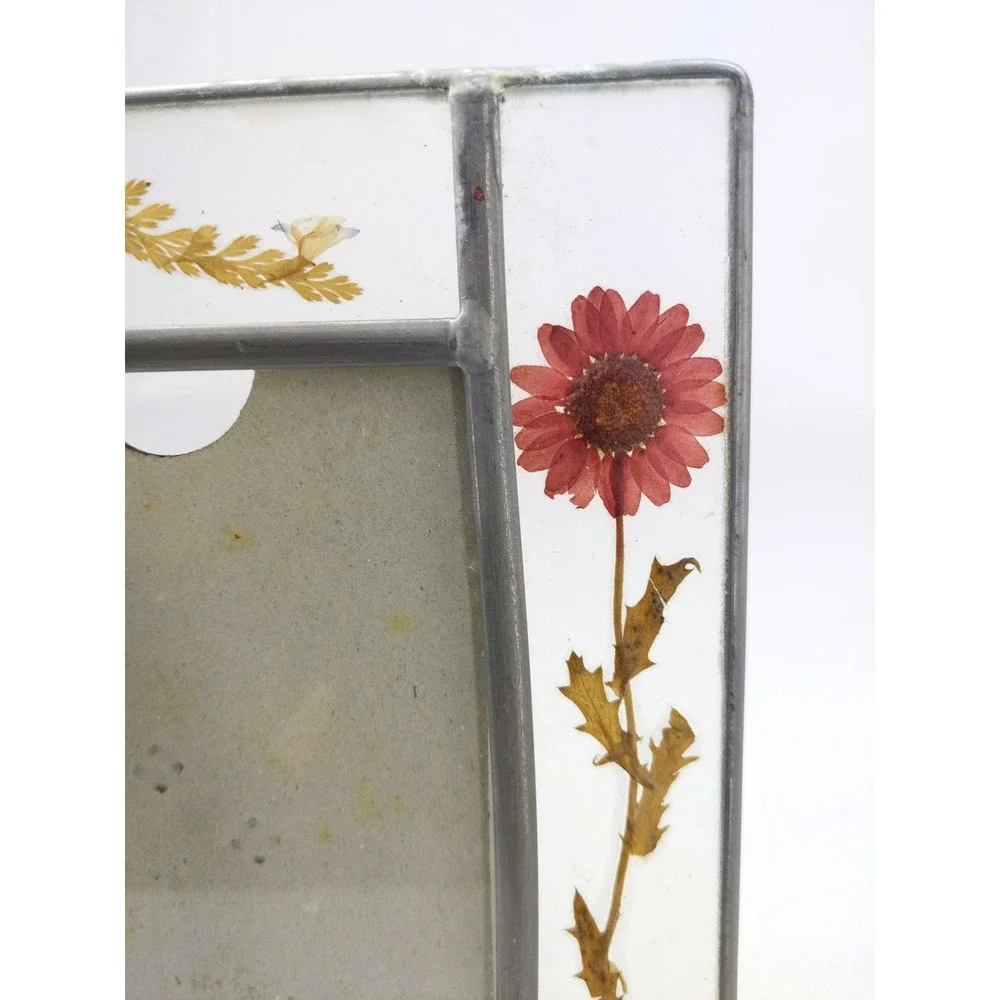 Unbranded shabby romantic display