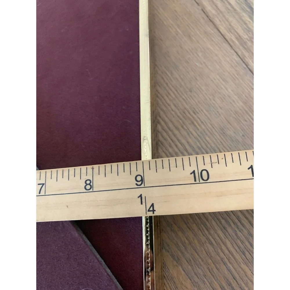 Unbranded antique brand vertical