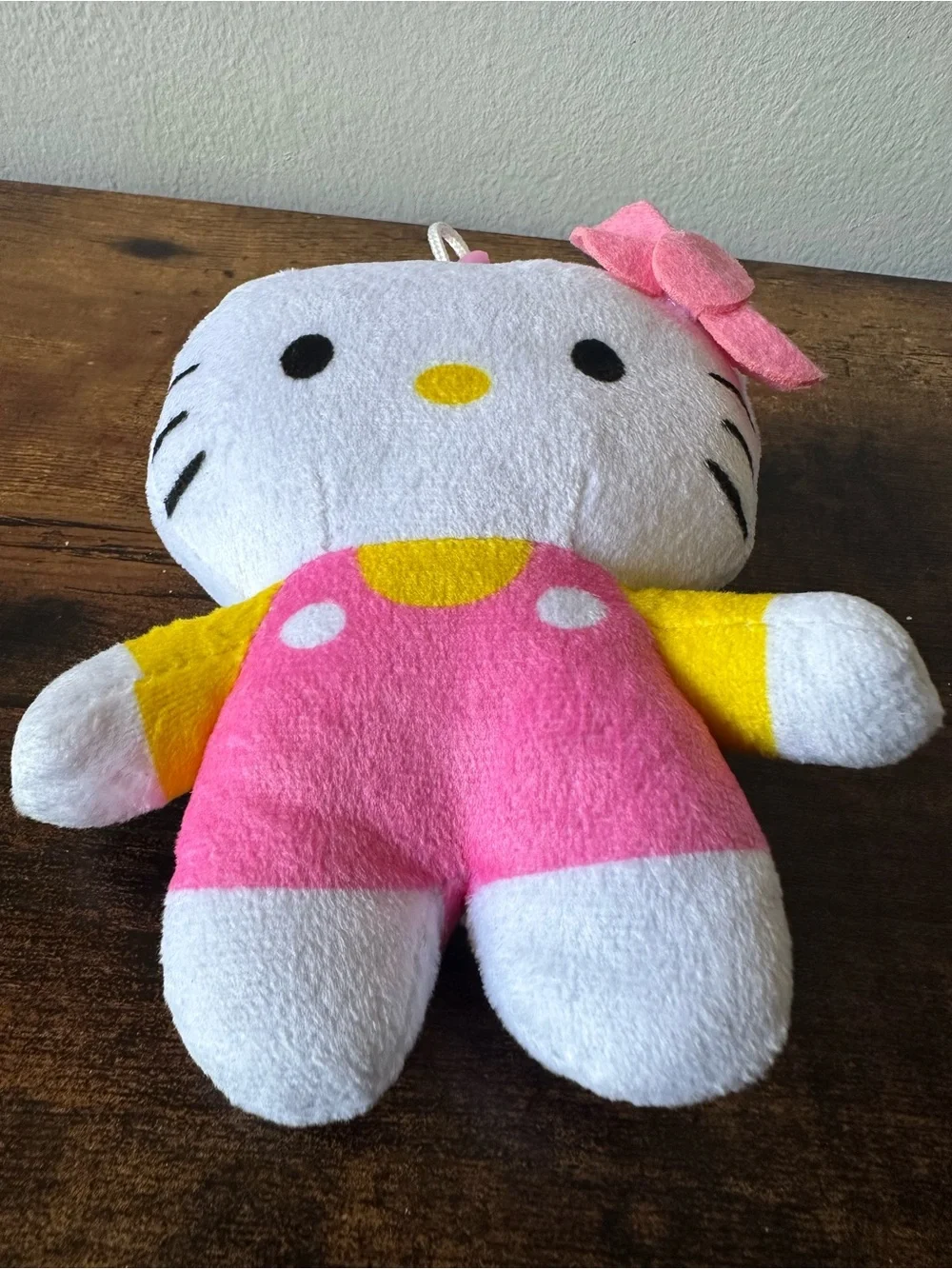 Hello Kitty Pink White and Yellow Clip-On Plush Keychain Bag Charm NWOT