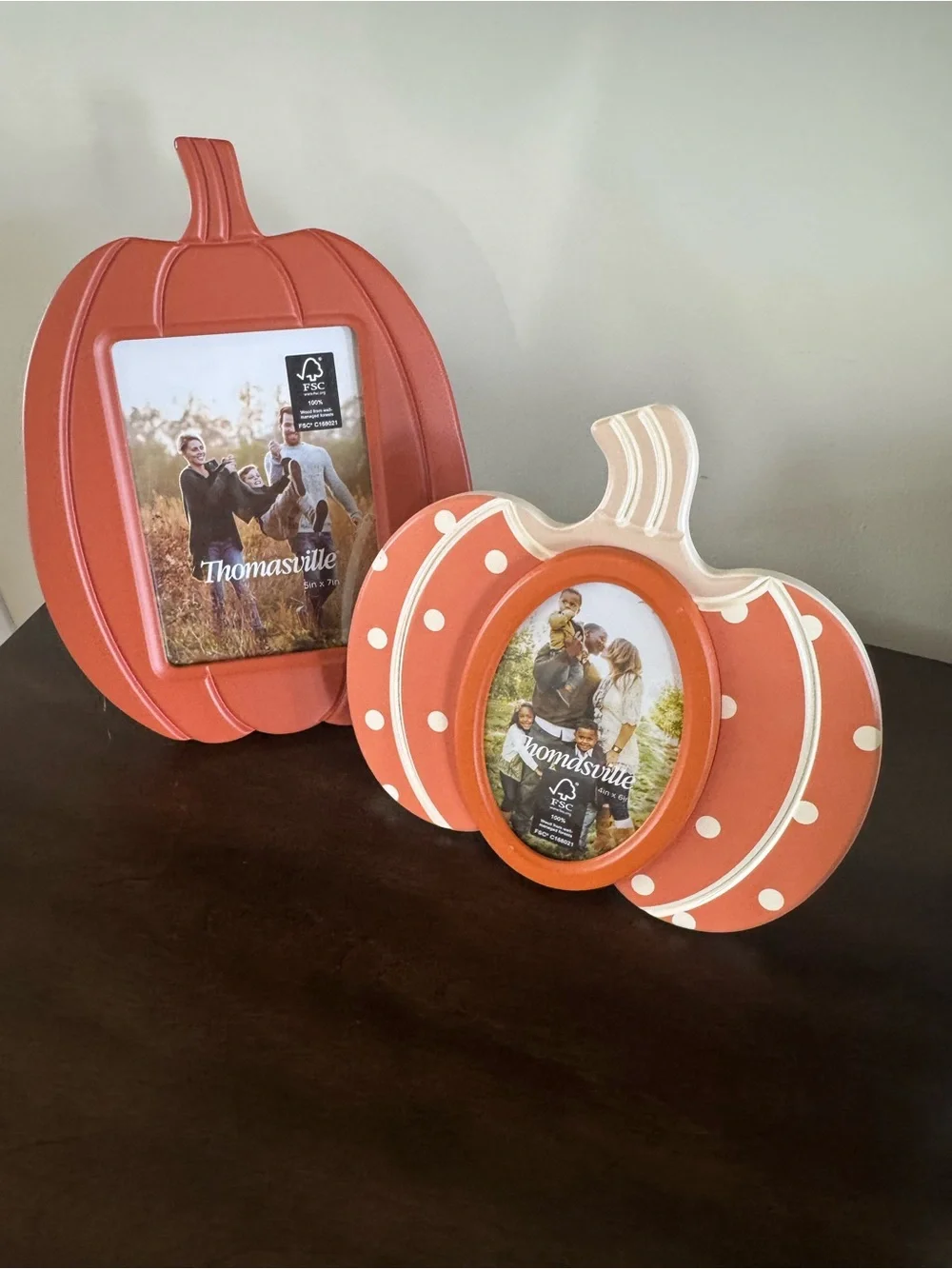 THOMASVILLE FALL/HALLOWEEN ORANGE PUMPKIN/POLKA DOT  PICTURE FRAMES NEW