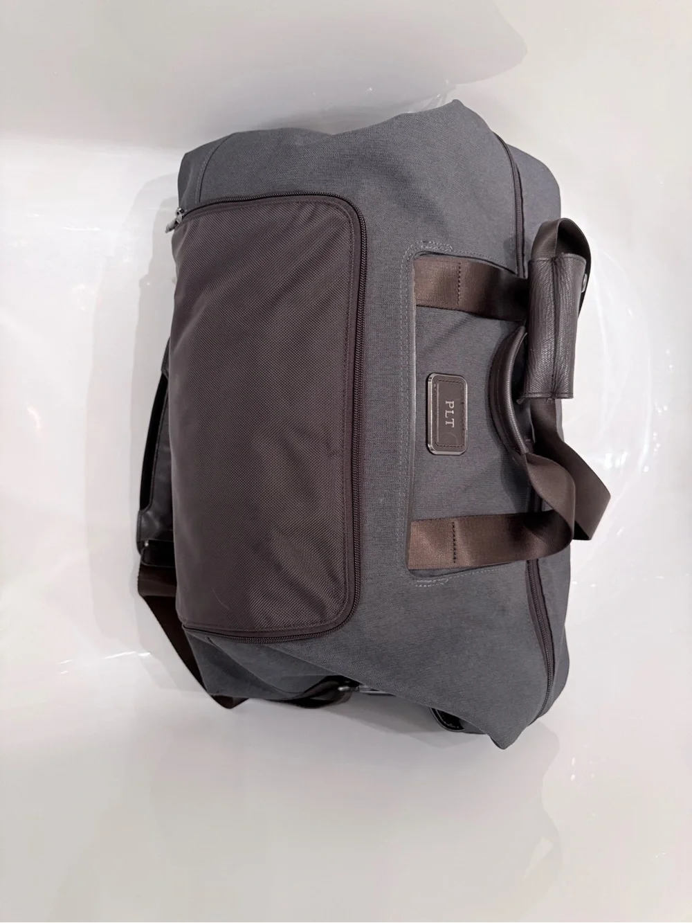 Tumi travel one