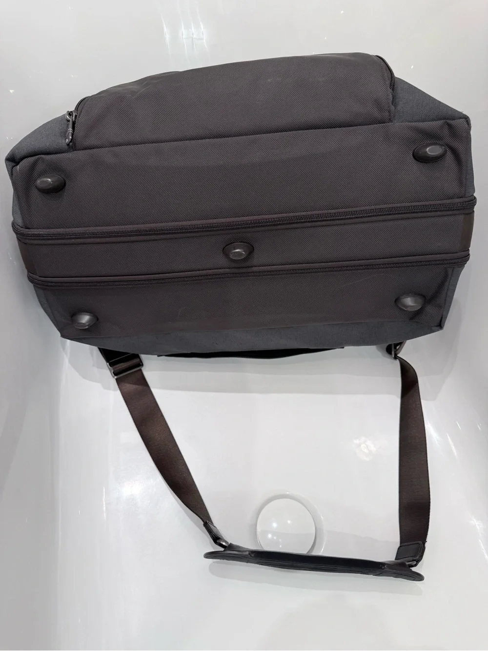 Tumi travel one