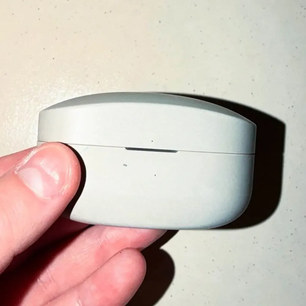 RIGHT BUD + CASE ONLY- Sony WF-1000XM4 Wireless Earbuds