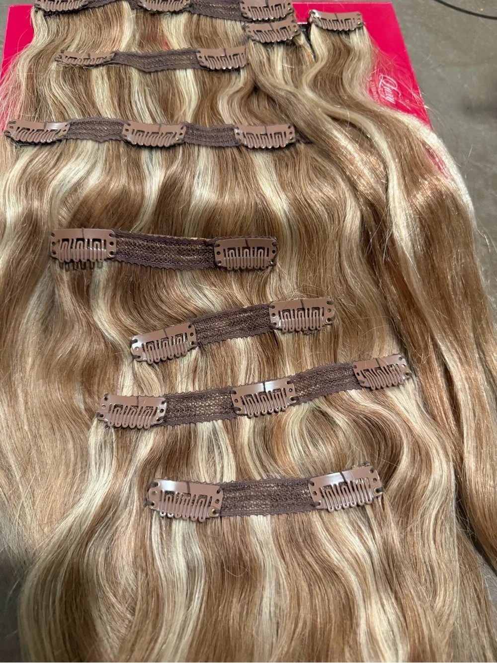 Luxy Hair blonde look dirty