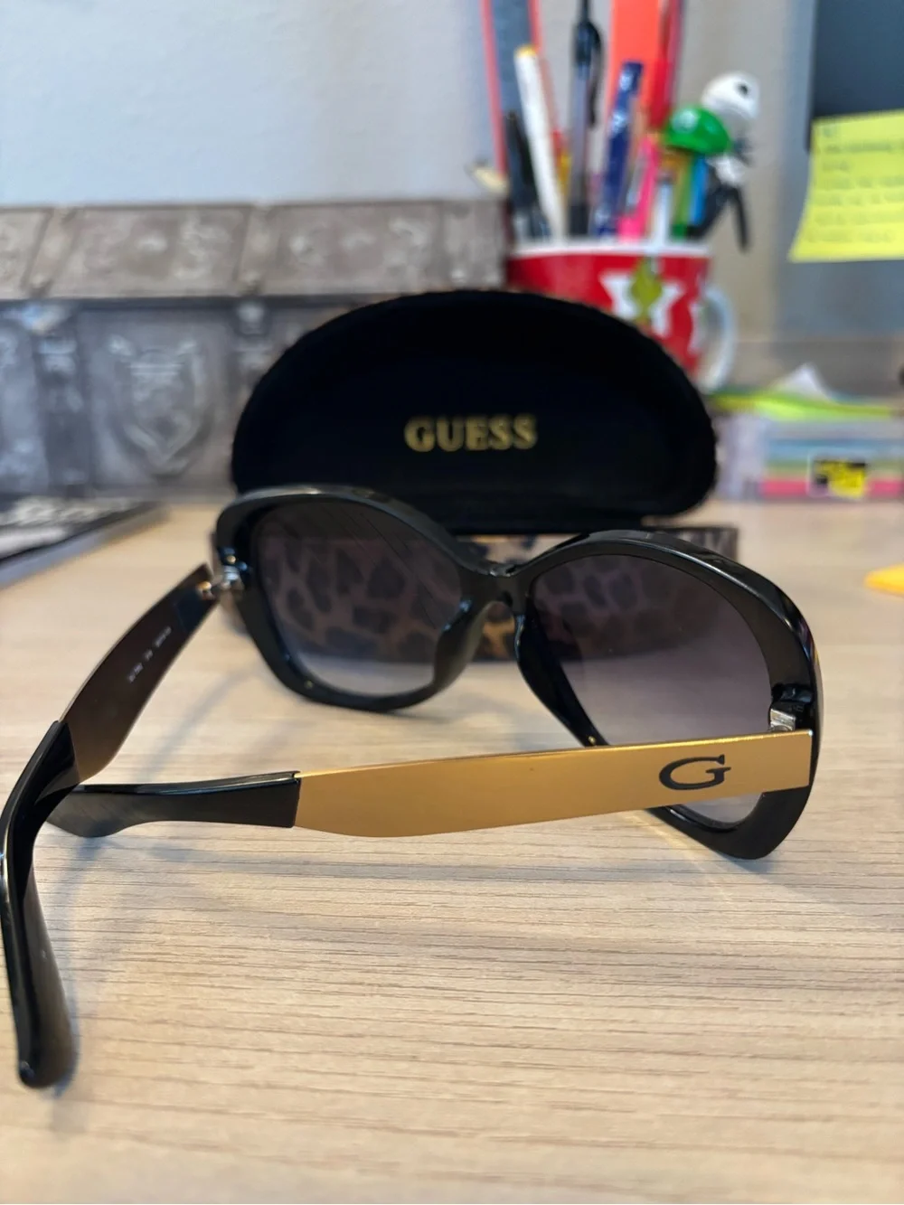 Guess authentic 2010s