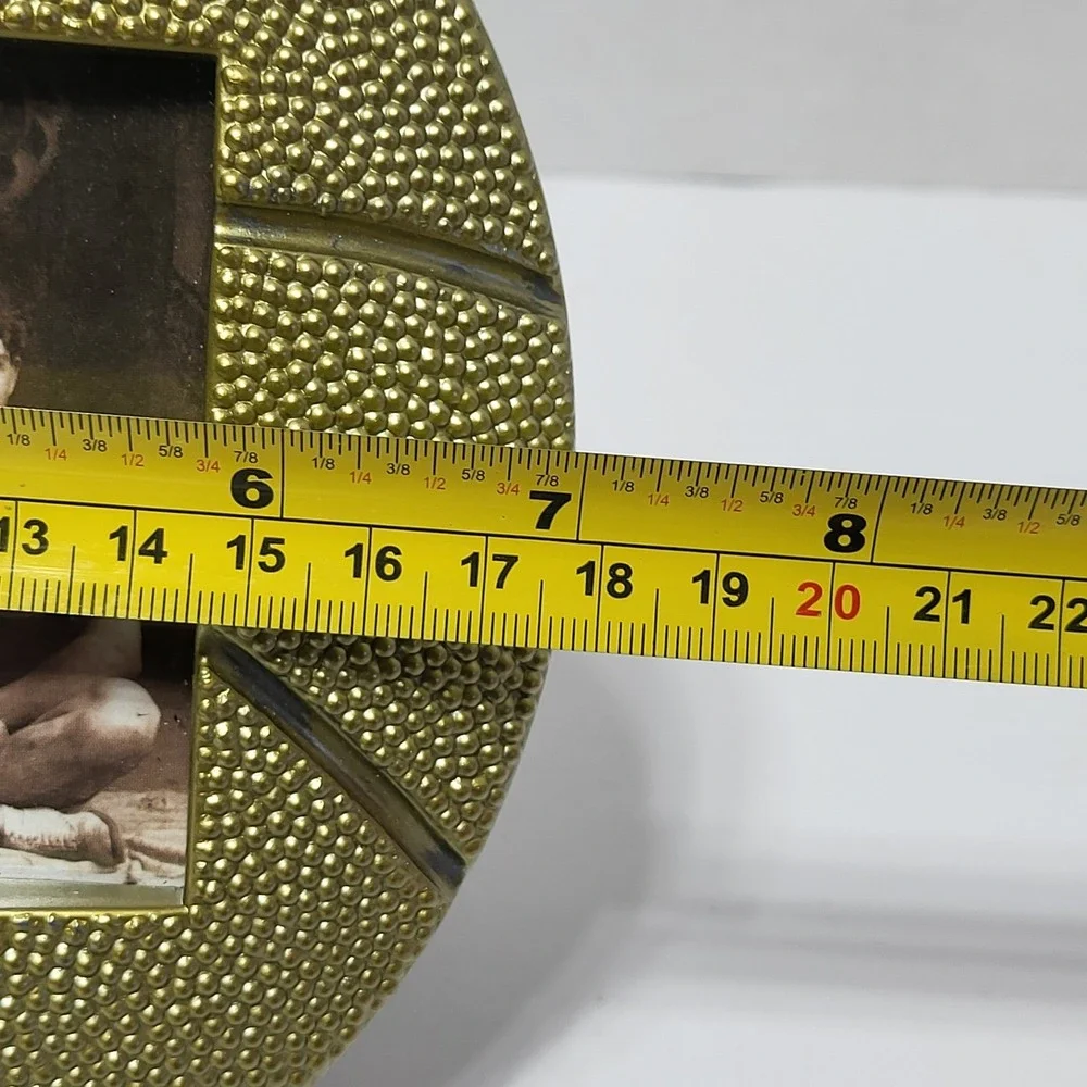 Burnes of Boston Basketball Photo‎ Frame Gold Textured Round 3.5x5 Sports Decor
