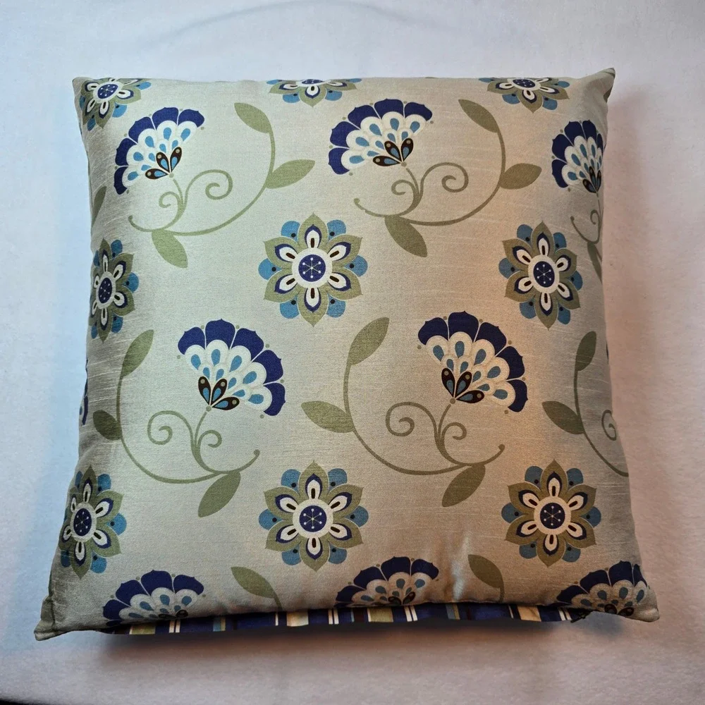 Pier 1 pier reversible