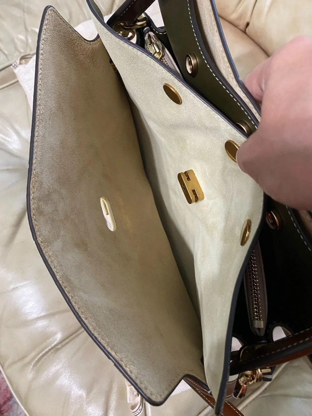 Tory Burch authentic tory