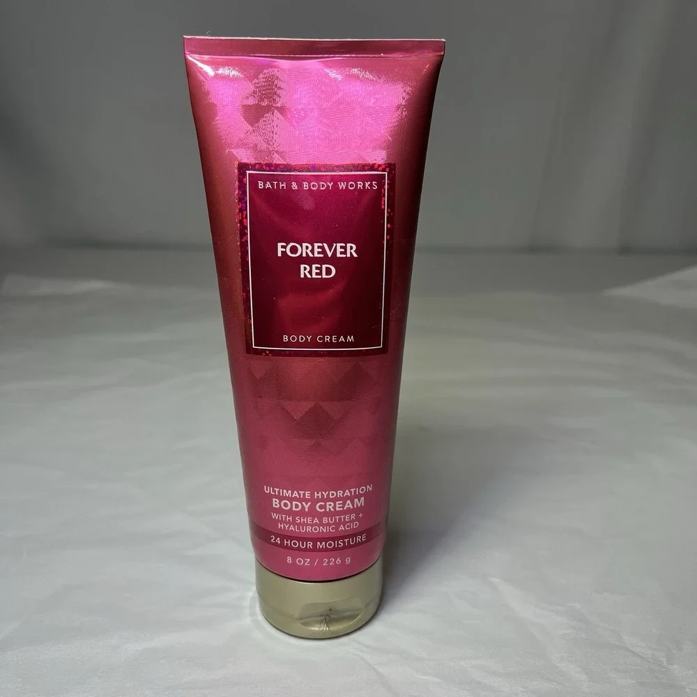 NEW BATH & BODY WORKS‎ FOREVER RED Ultimate Hydration Body Cream 8 OZ