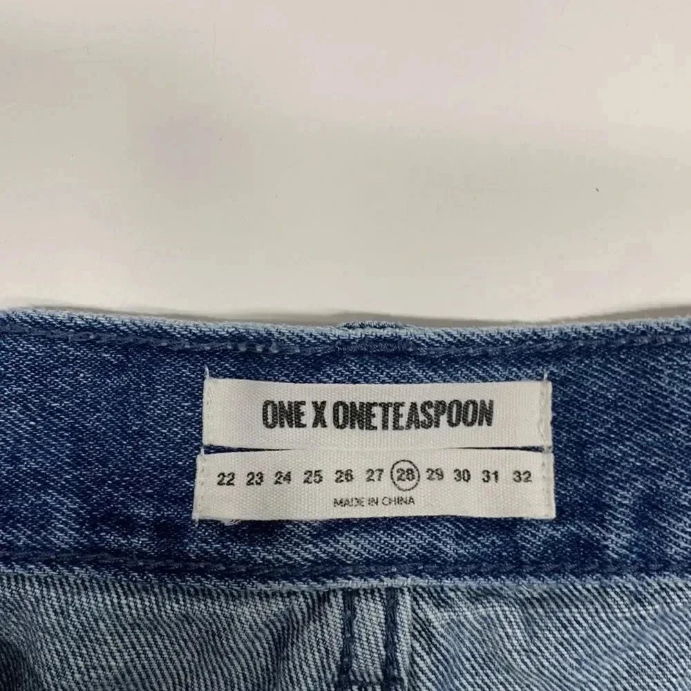 One Teaspoon one by