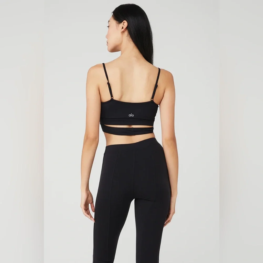 ALO Yoga this elegant