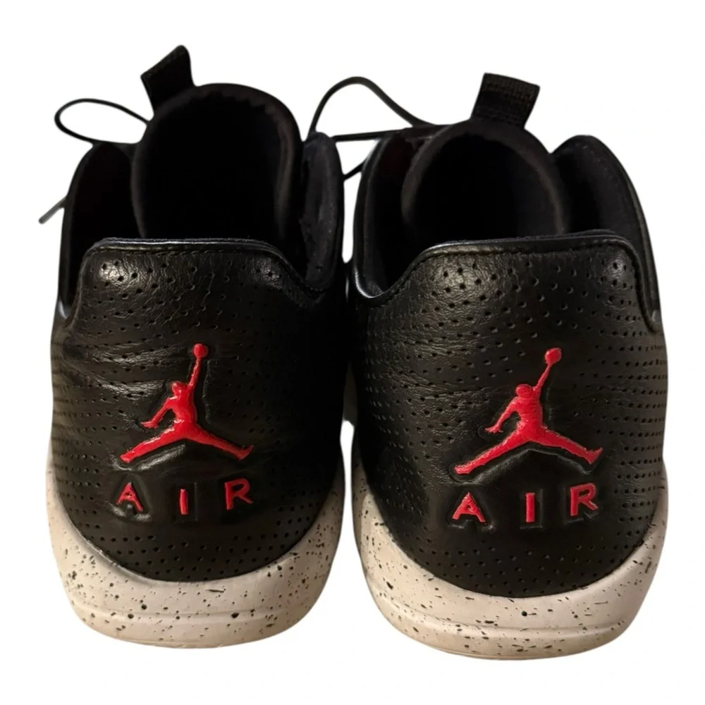 Nike Air Jordan‎ Eclipse Men's Red and Black Sneakers