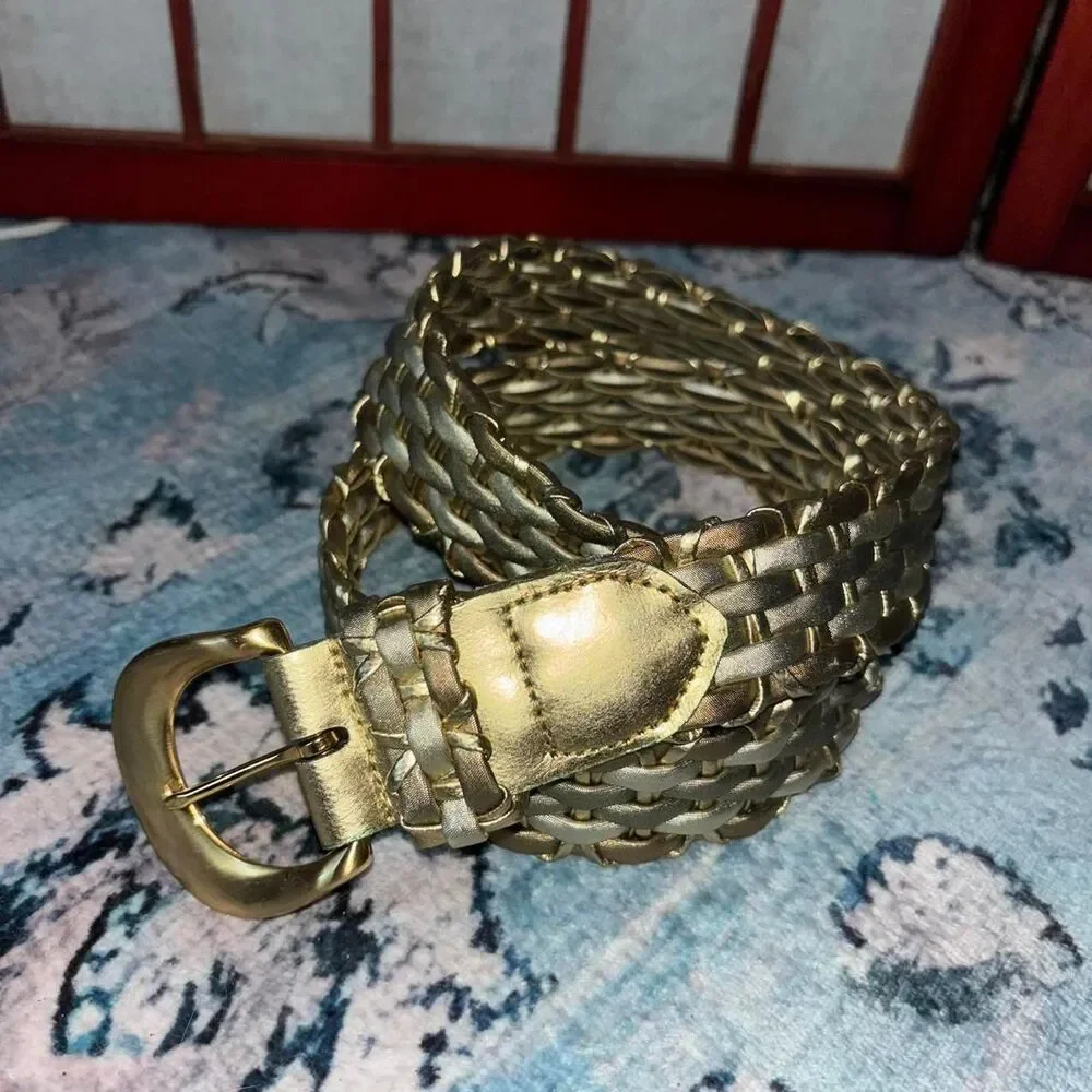 Source Unknown looks school out