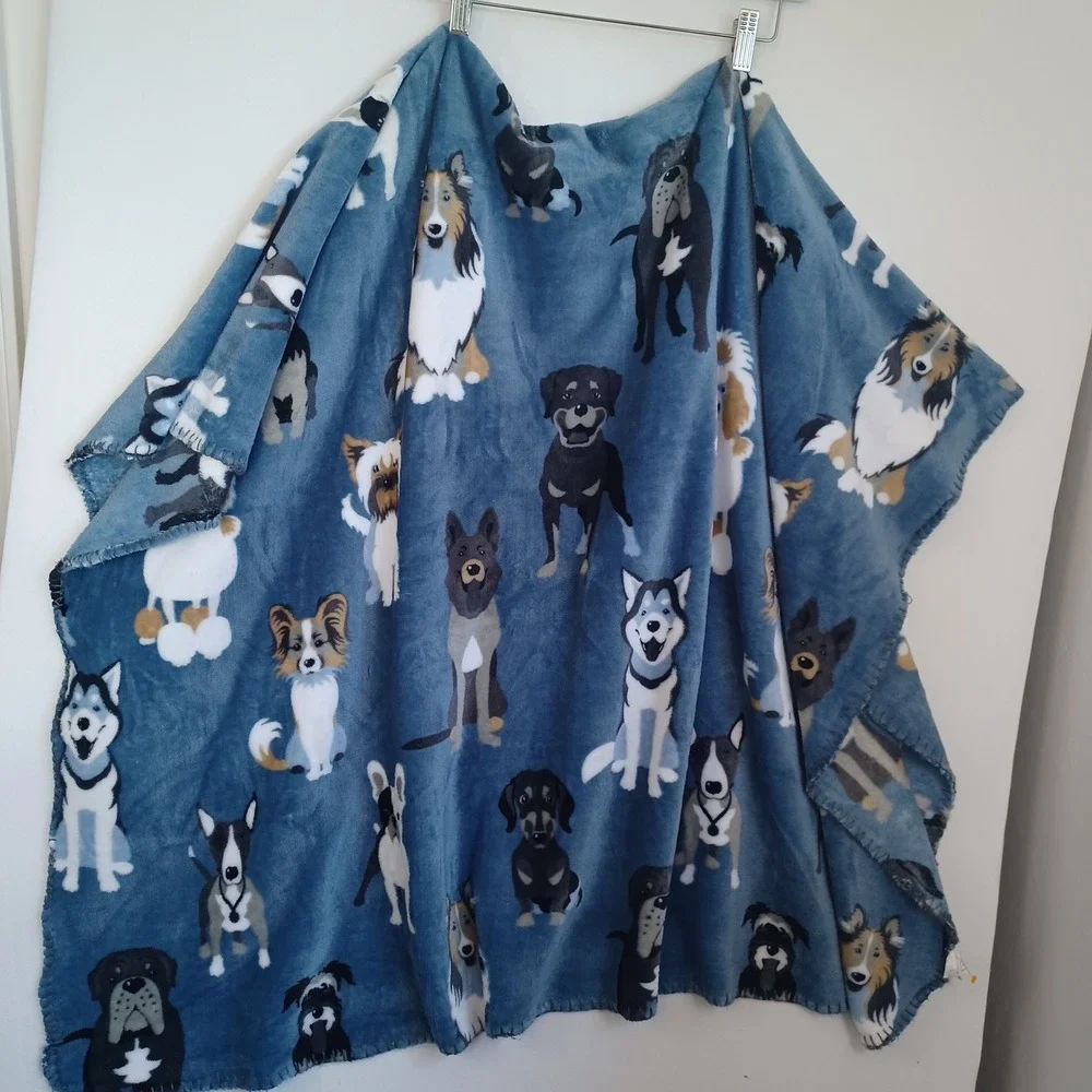Mainstays Dog Breed Print Plush Fleece Throw Blanket Blue 50x60 Husky Poodle