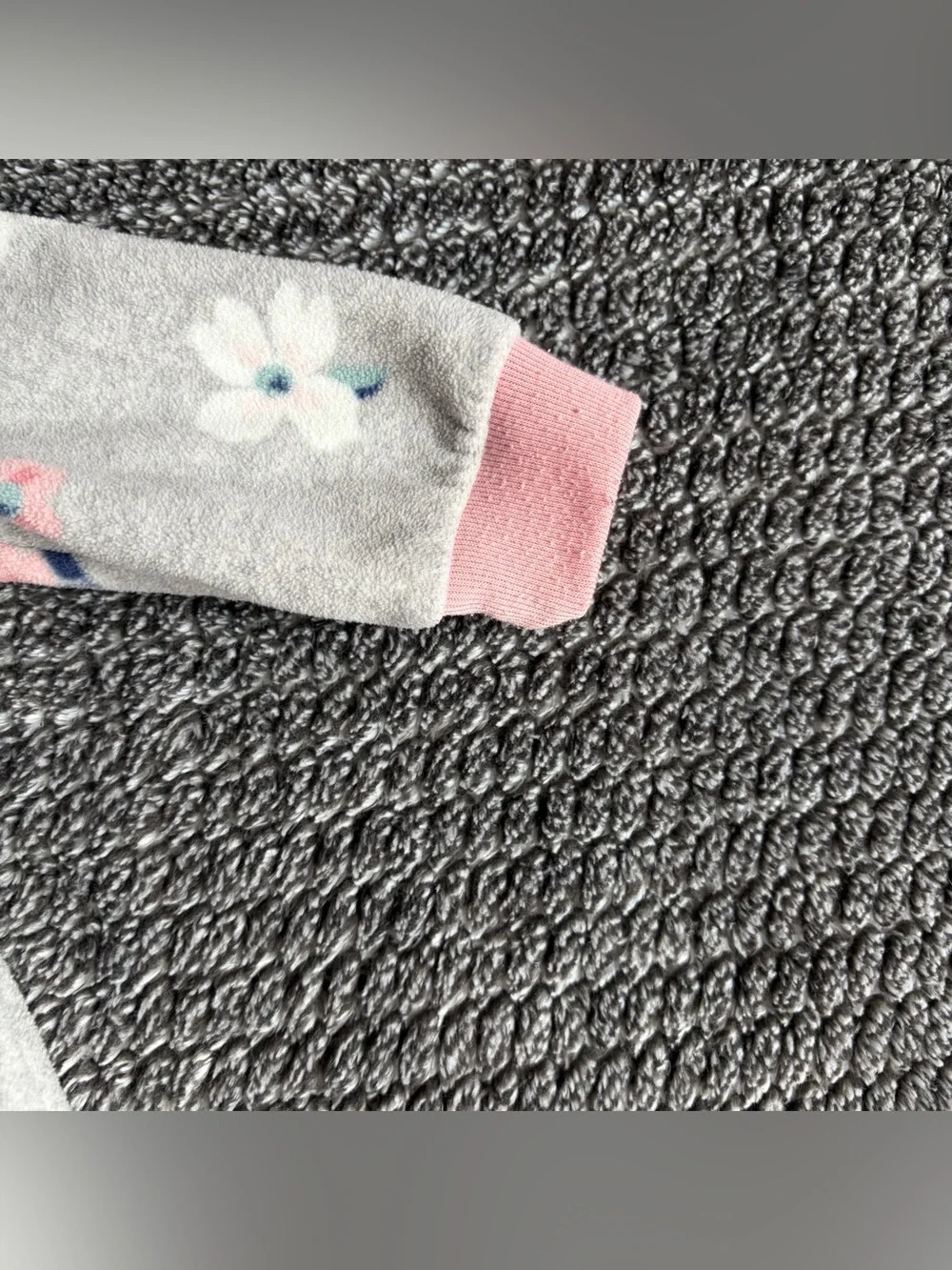 Carter’s Baby Girl 3-6M Sleep Sack Gray Floral Long Sleeve Fleece Zip Up Blanket