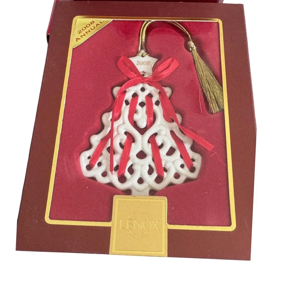 Lenox 2008 Annual Christmas Wrappings Tree Ornament Ivory Red Ribbon 792722