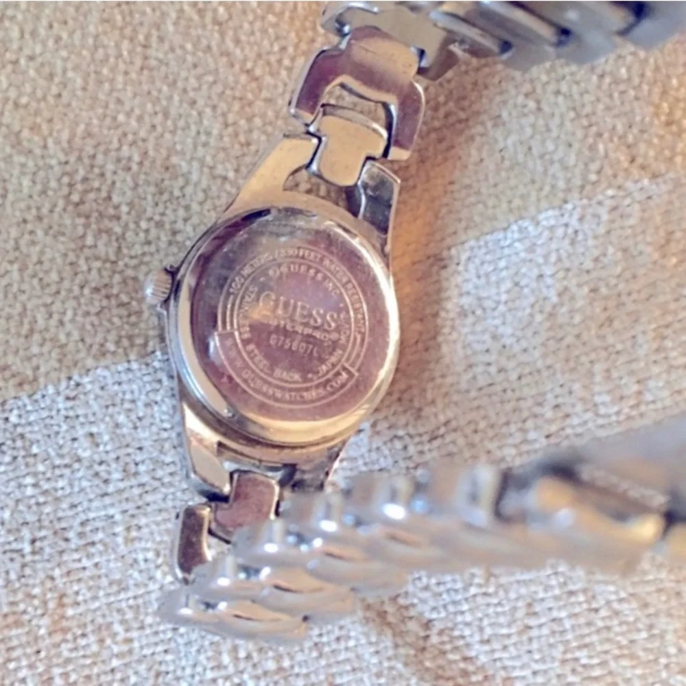 Guess style g75607l